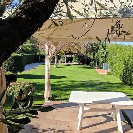 Casa Del Merlo SantʼAndrea di Compito